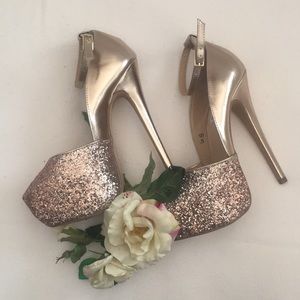 Steve Madden Rose Gold Strappy Heels 6.5